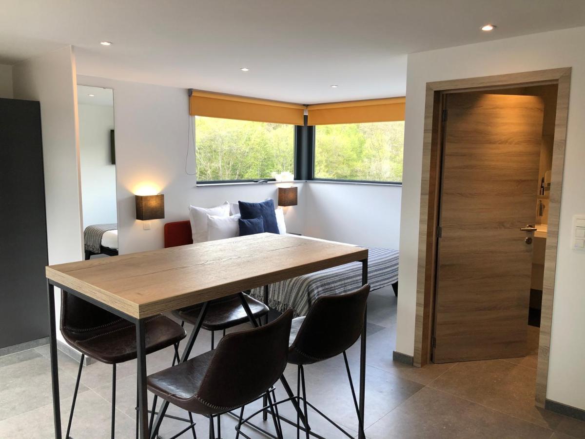 Chambres D'Hotes Les Grisons Houyet Eksteriør bilde