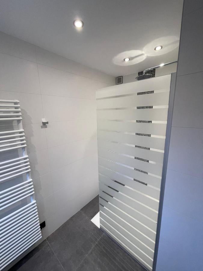Chambres D'Hotes Les Grisons Houyet Eksteriør bilde