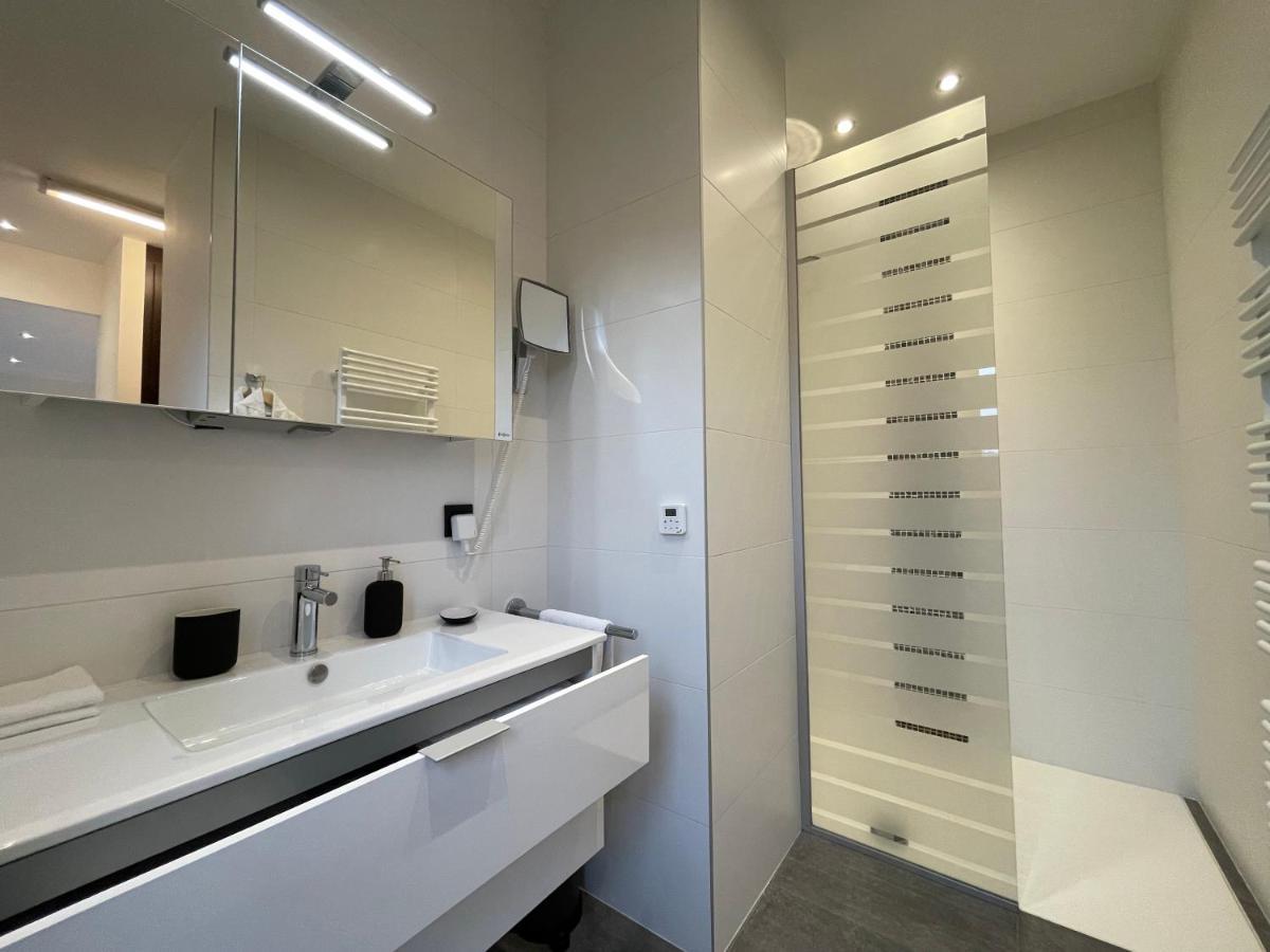 Chambres D'Hotes Les Grisons Houyet Eksteriør bilde